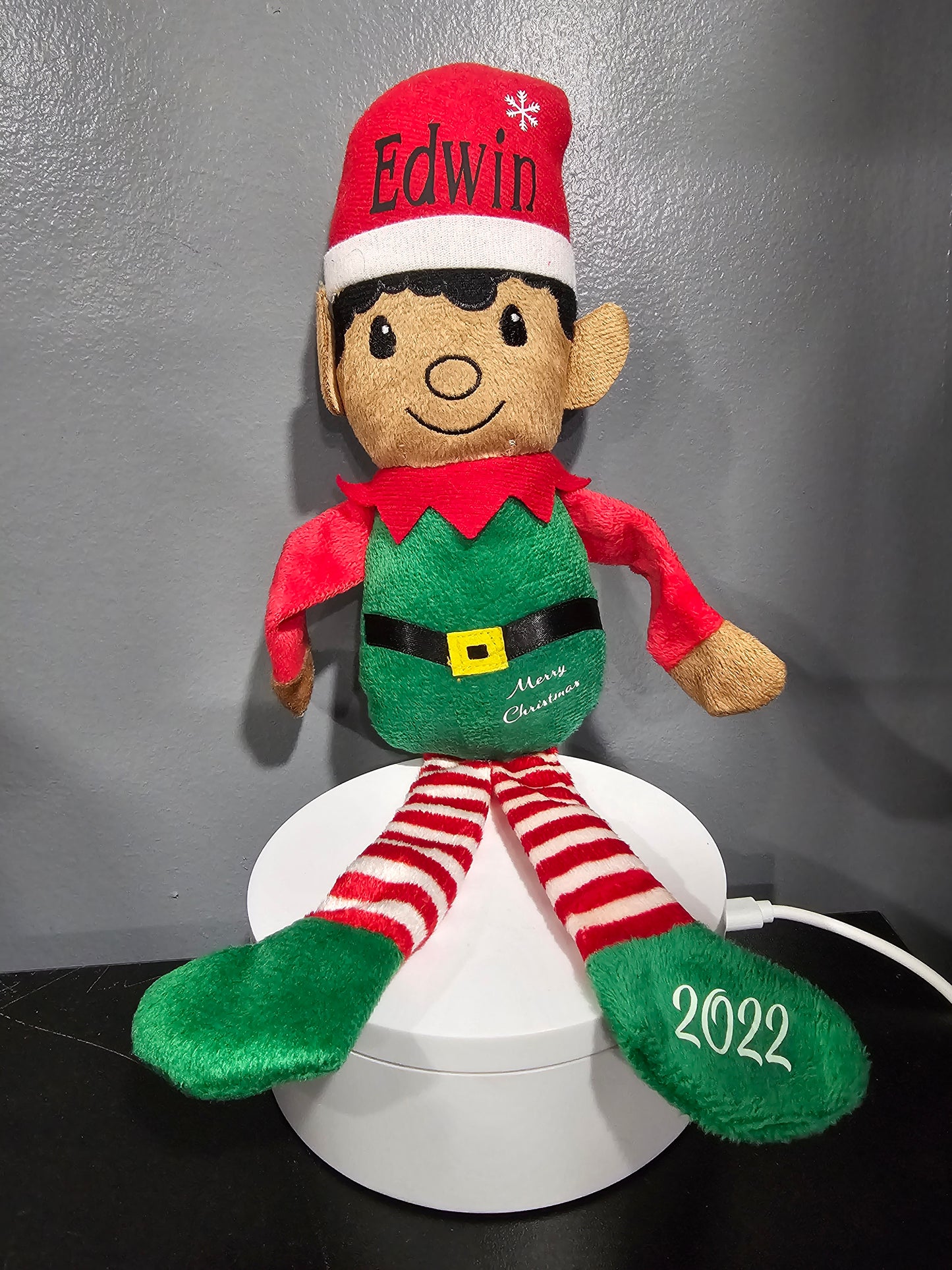 Personalized elves